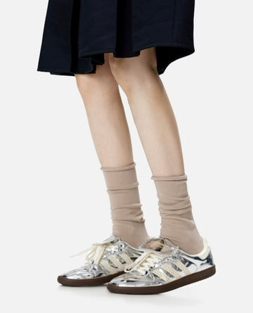 Good to wear solid color pile socks | rolled edge stylish lazy socks women white black all Korean mid-tube socks