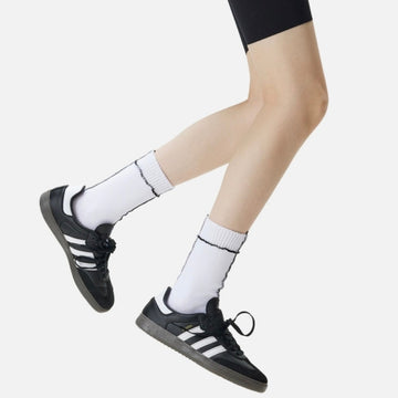 Fashion item | design a high class thick needle color contrast cuffed socks women‘s solid color mid-tube pile socks
