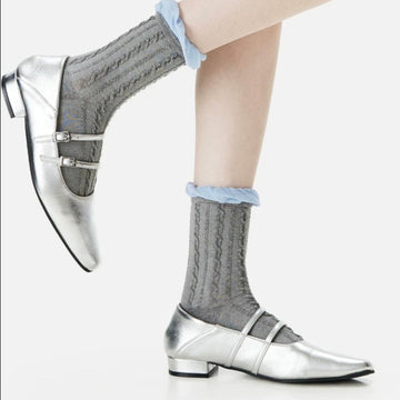 Sweet atmosphere | Socks women Spring and Autumn grey boneless mid-tube pile socks Autumn lace design feeling relief twist
