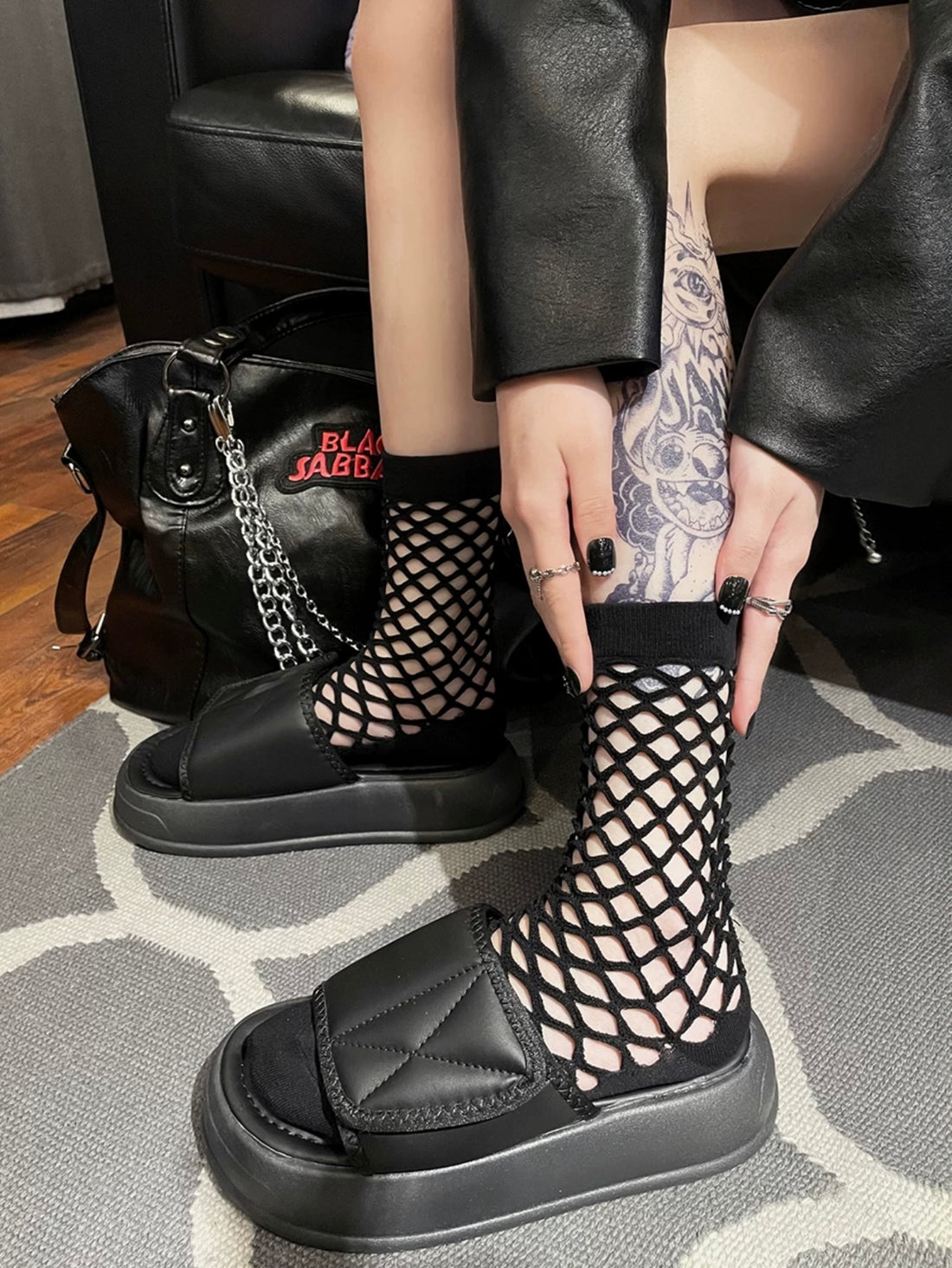 Summer breathable socks women's solid color hole socks jk wind women's thin mesh hollow socks