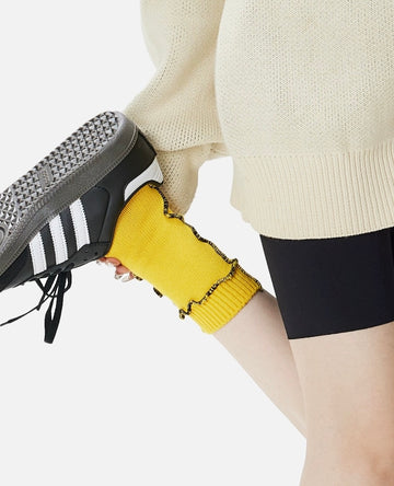 Fashion item design a high class thick needle color contrast cuffed socks women‘s solid color mid-tube pile socks