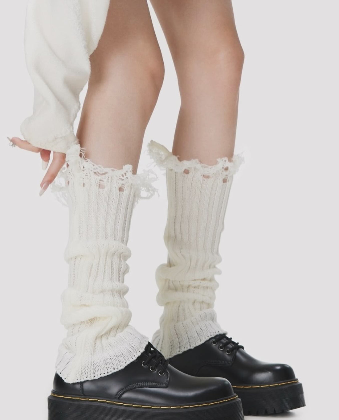 New autumn/winter broken fringe knitted pile sock women with small leather shoes Spice y2k white leg covers